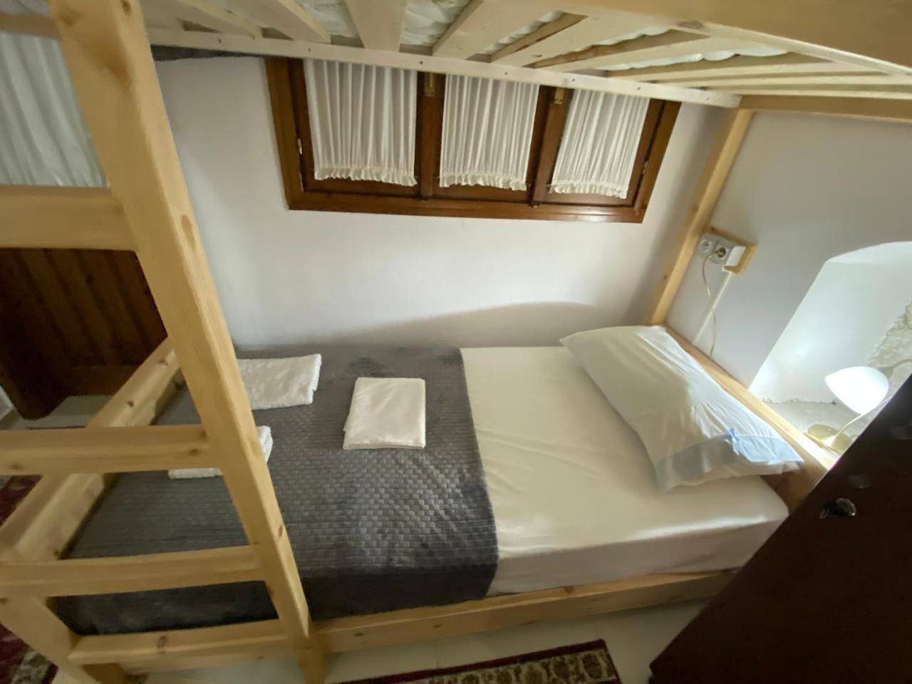 Cico &private * Gjirokastër